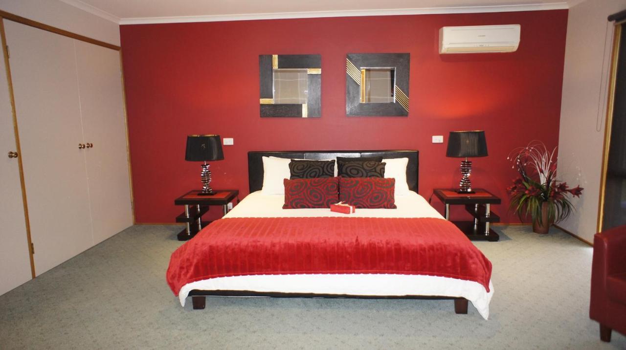 Venus Escapes Guesthouse วีนัสเบย์ ภายนอก รูปภาพ