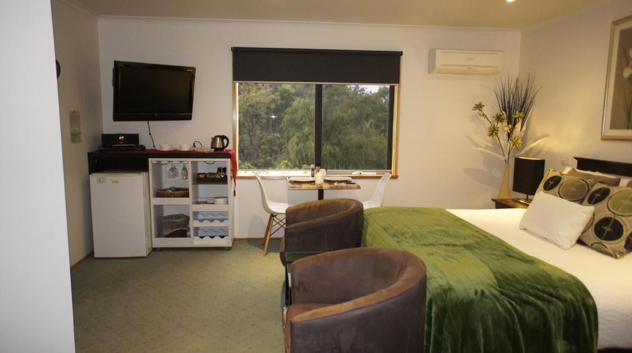 Venus Escapes Guesthouse วีนัสเบย์ ภายนอก รูปภาพ